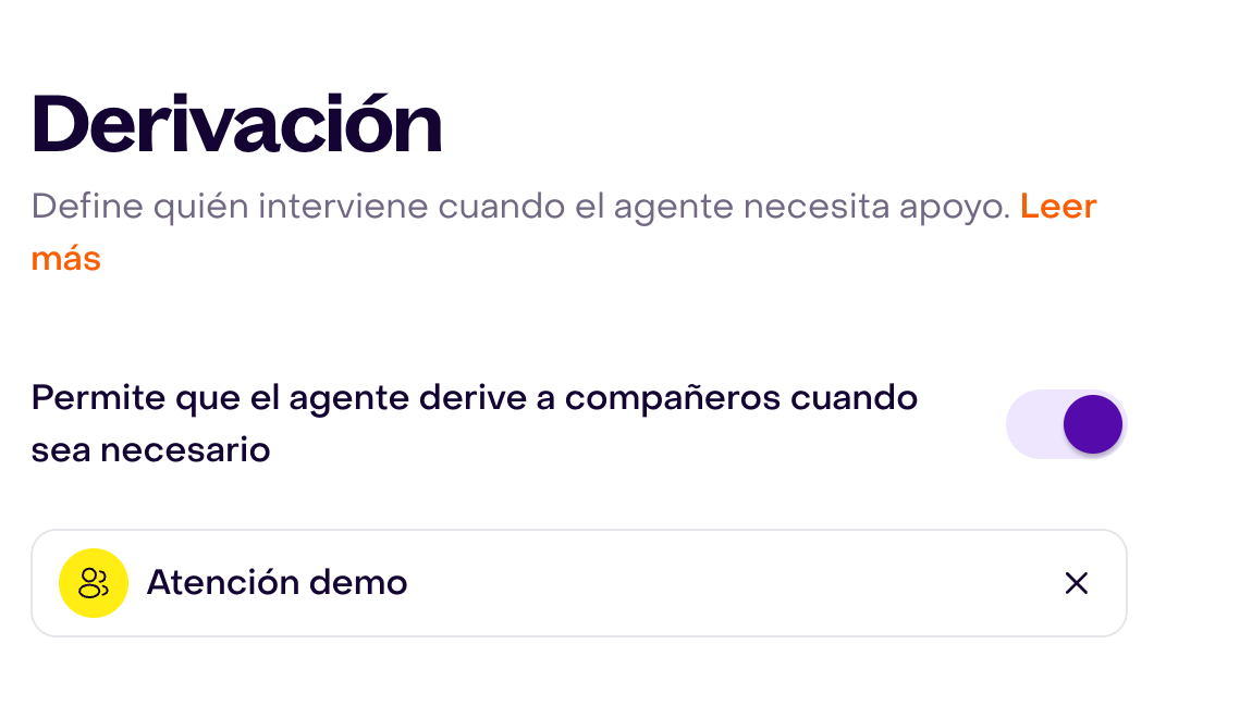 Borrador real de Recolector de Propiedades con Derivación habilitada en el editor y equipo ficticio Atención demo seleccionado.